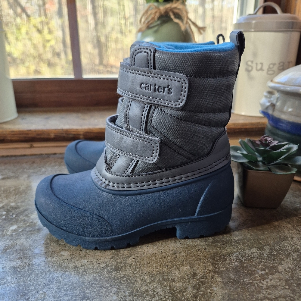 ❤️‍🔥Carter's Deltha Toddler Boy's Size 9 Cold Weather Waterproof Winter Boots
